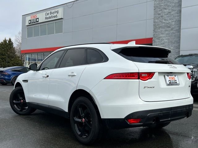 Used 2019 Jaguar F-PACE Premium image 4