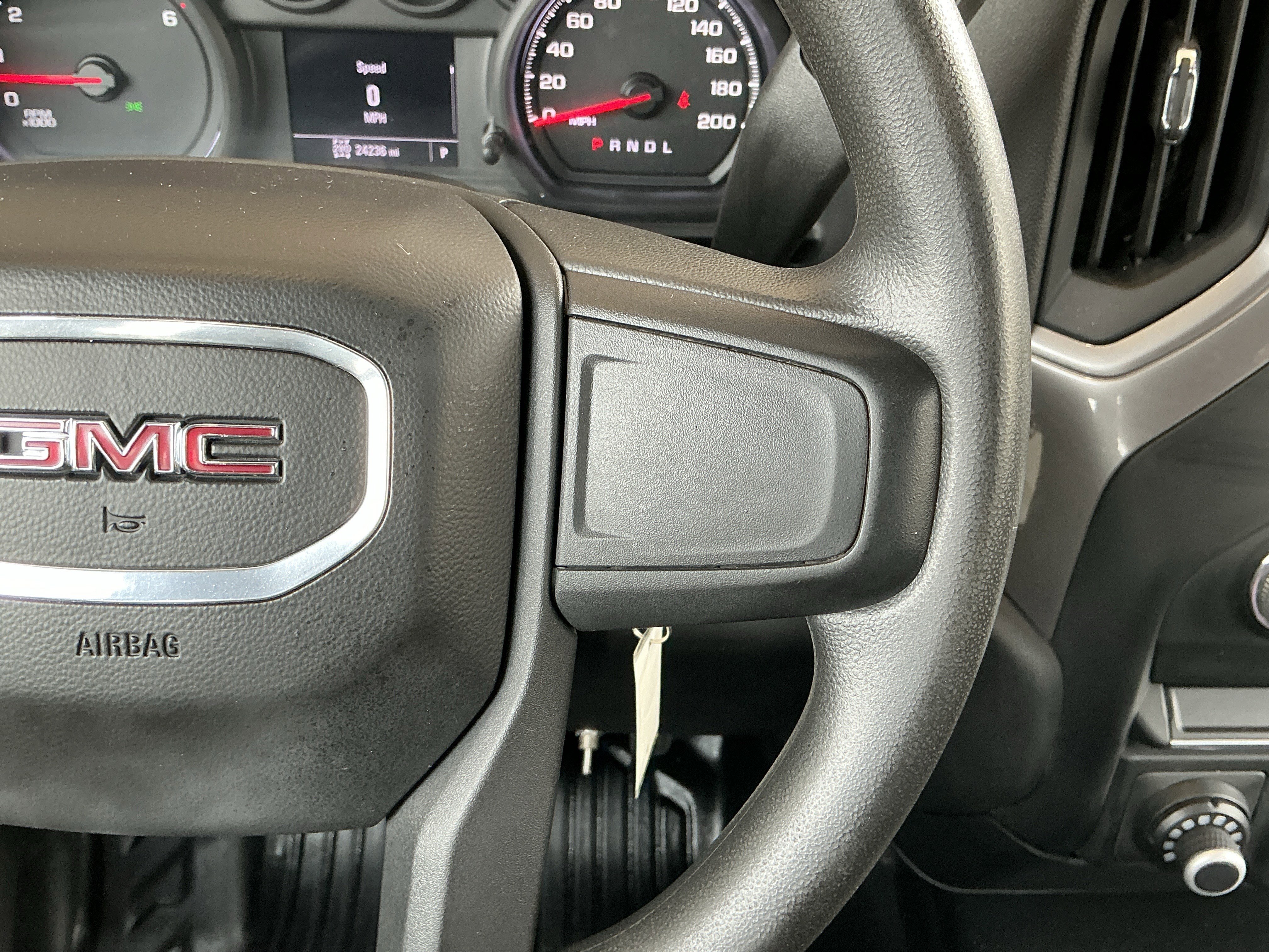 Used 2023 GMC Sierra 2500 Pro AWD/4WD image 12