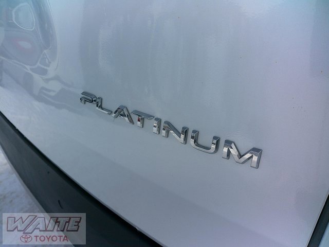 Used 2024 Toyota Grand Highlander AWD Hybrid image 8