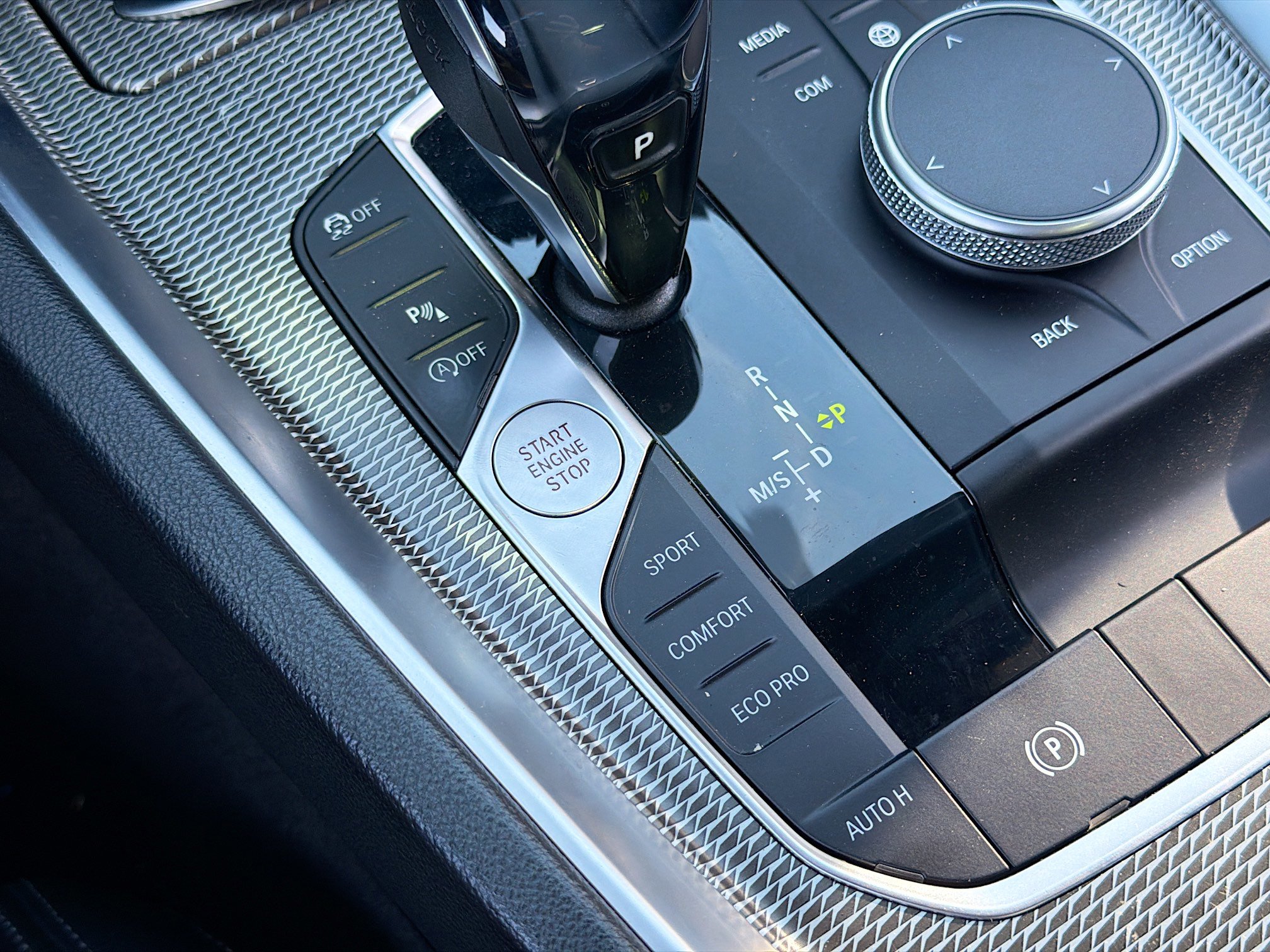 Used 2020 BMW Z4 M40i w/ Executive Package image 27