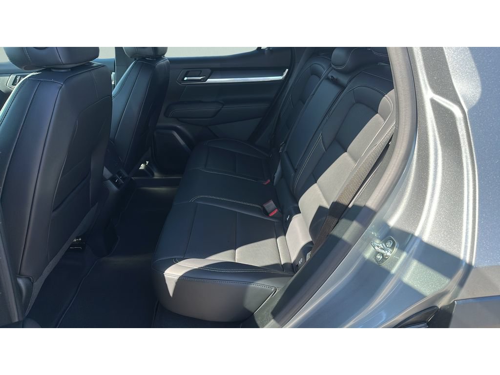 New 2026 GMC Terrain Elevation w/ Elevation Premium Package AWD/4WD image 18