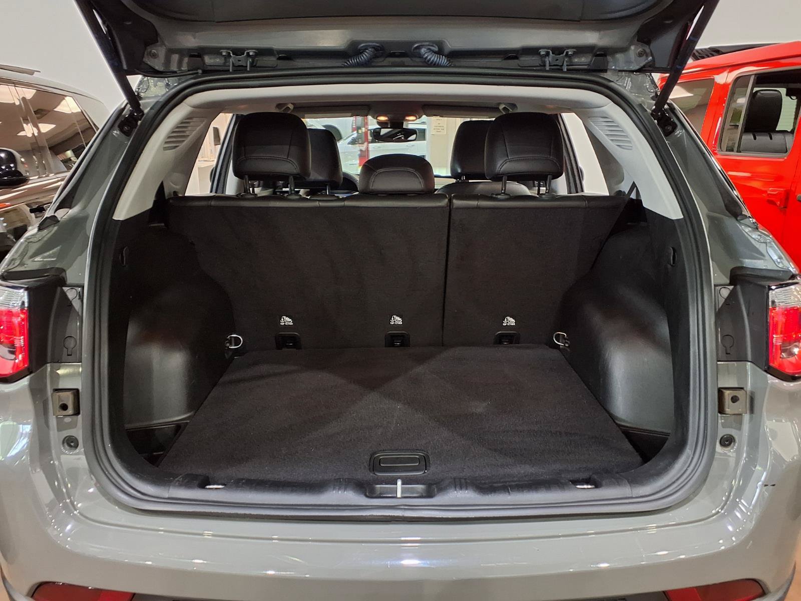 Used 2022 Jeep Compass Trailhawk AWD/4WD image 20