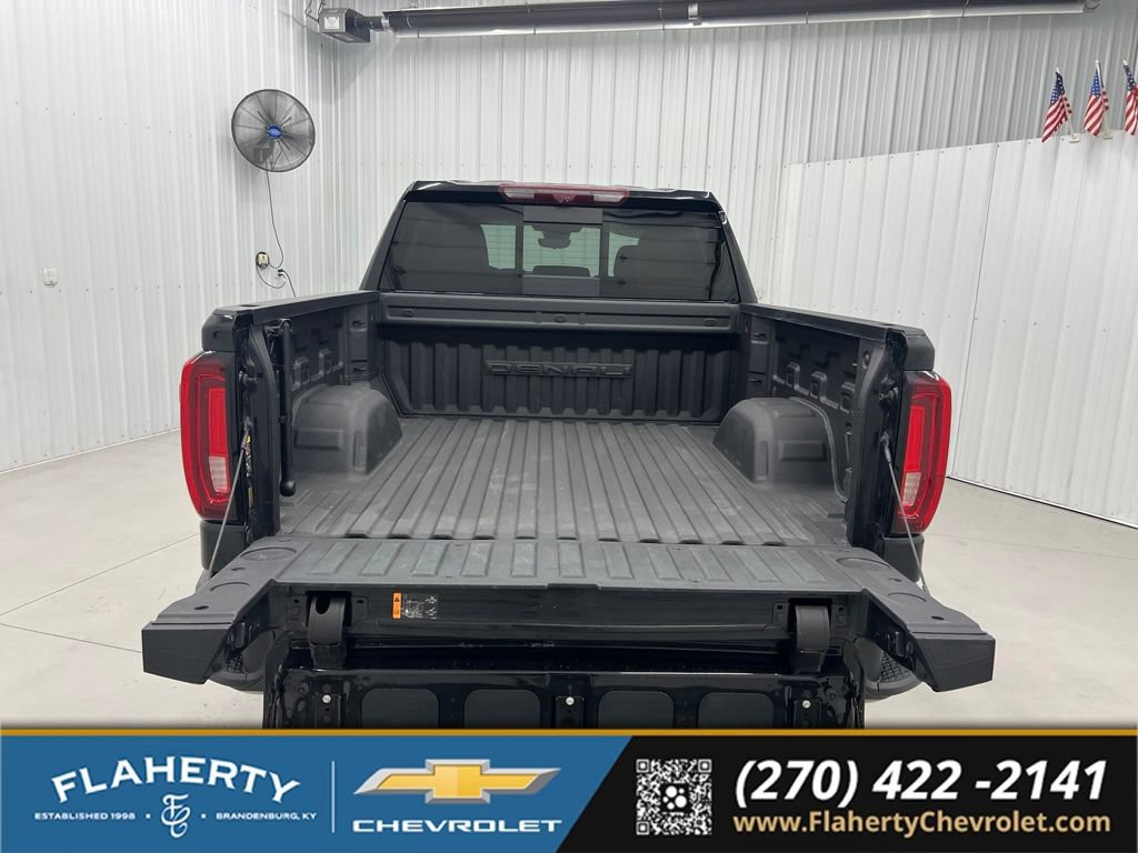 Used 2022 GMC Sierra 1500 Denali w/ Technology Package AWD/4WD image 20