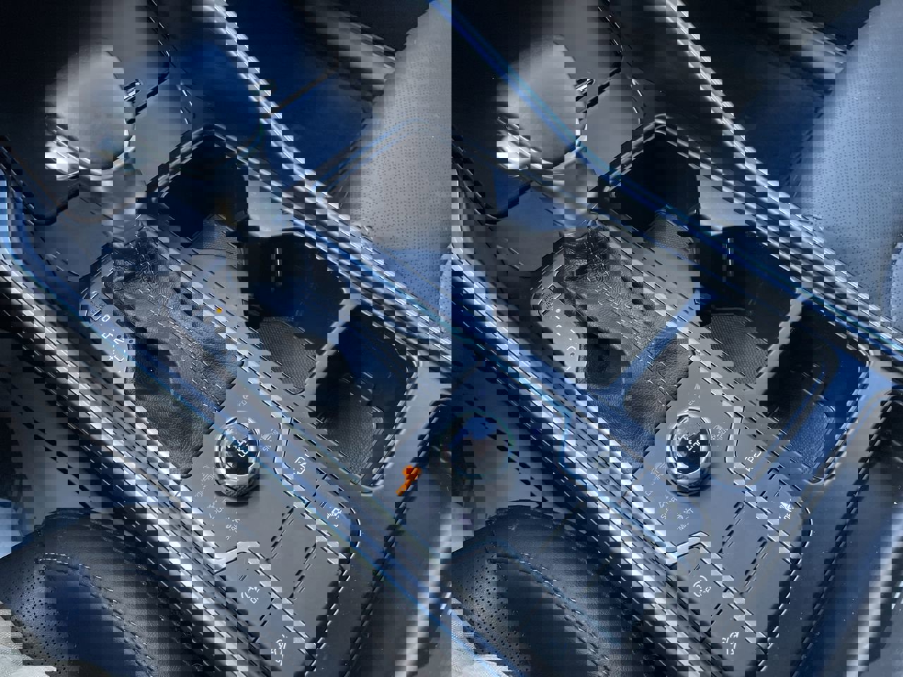 Used 2022 Kia Sorento S w/ Panoramic Sunroof Package image 14