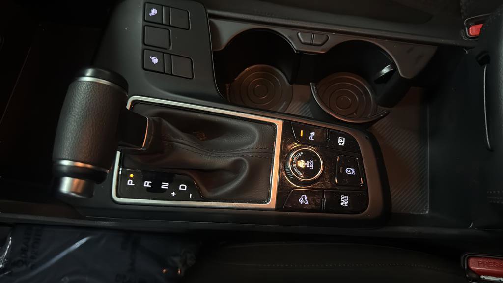 Used 2025 Kia Sportage LX image 20