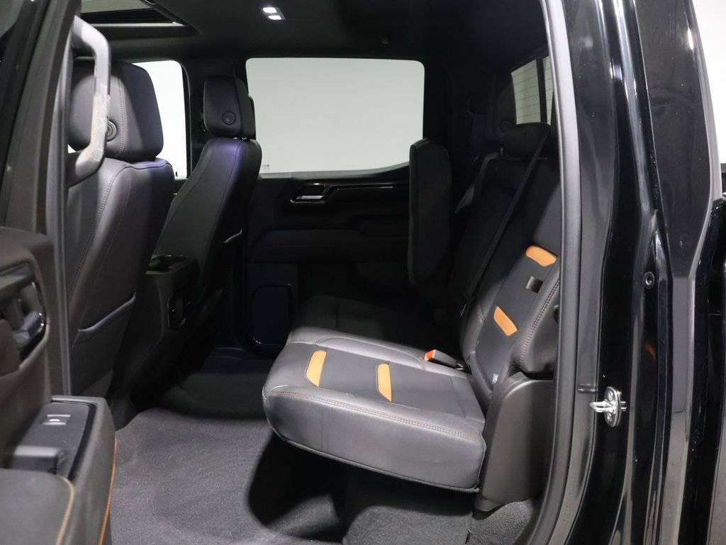 Used 2024 GMC Sierra 1500 AT4 w/ Technology Package image 21