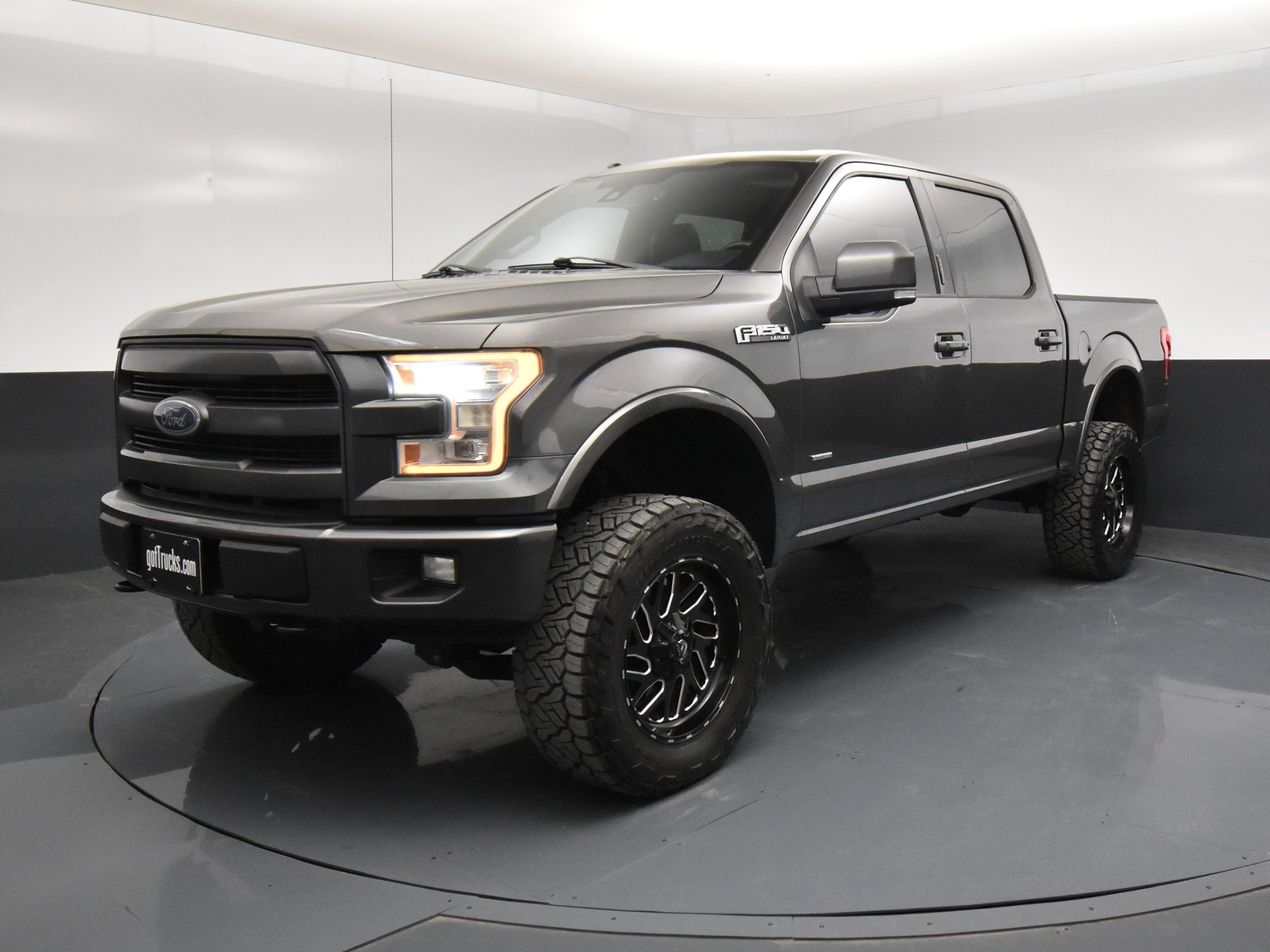 Used 2016 Ford F150 Lariat w/ Equipment Group 502A Luxury image 2