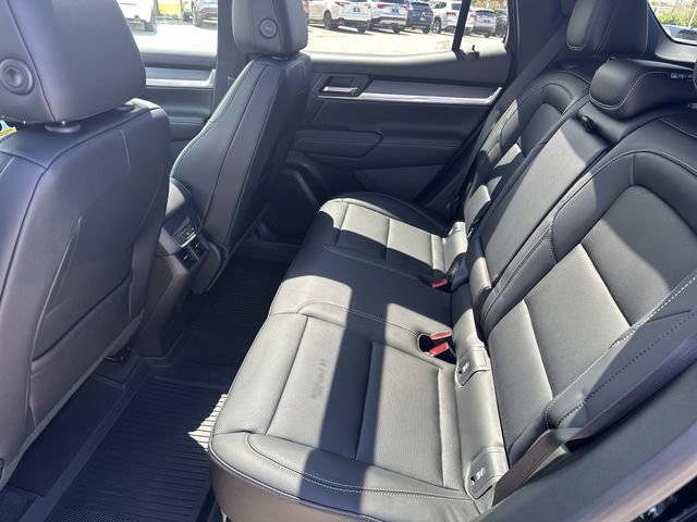 New 2026 GMC Terrain Elevation w/ Elevation Premium Package FWD image 27