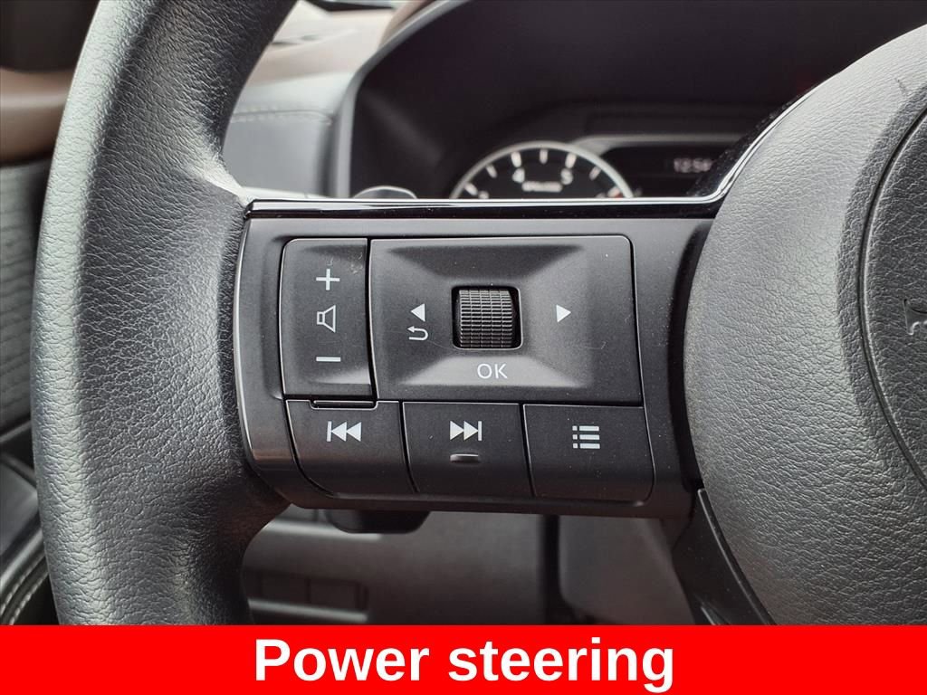 Used 2021 Nissan Rogue SV image 15