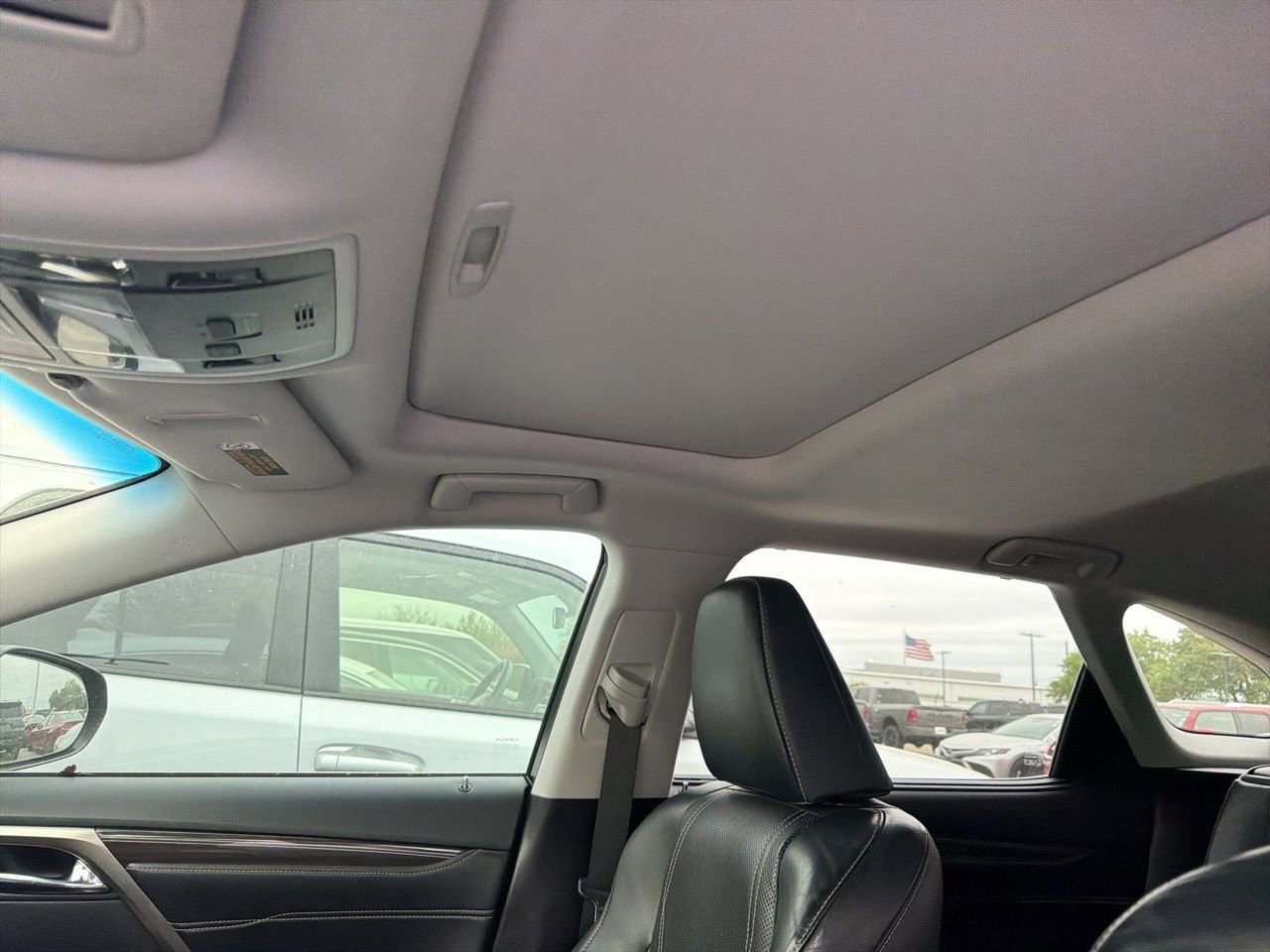 Used 2019 Lexus RX 350L Luxury w/ Accessory Package image 12