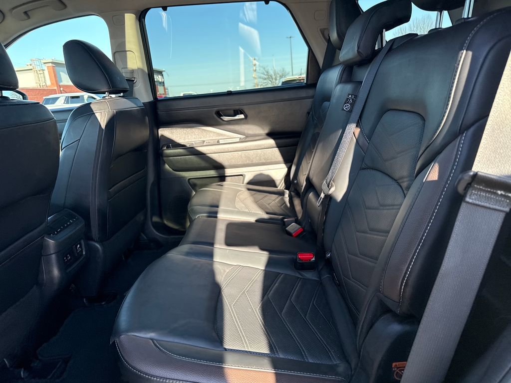 Used 2024 Nissan Pathfinder Platinum w/ Cargo Package image 28
