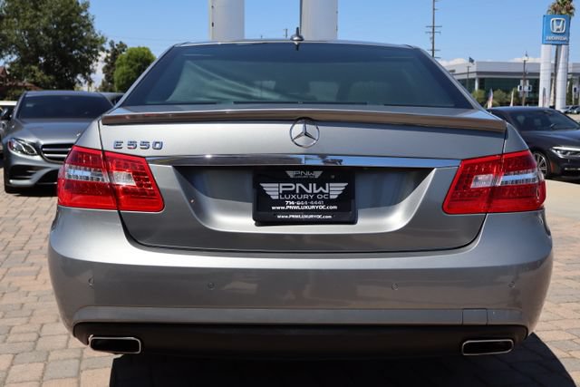 Used 2010 Mercedes-Benz E 550 Sedan image 4