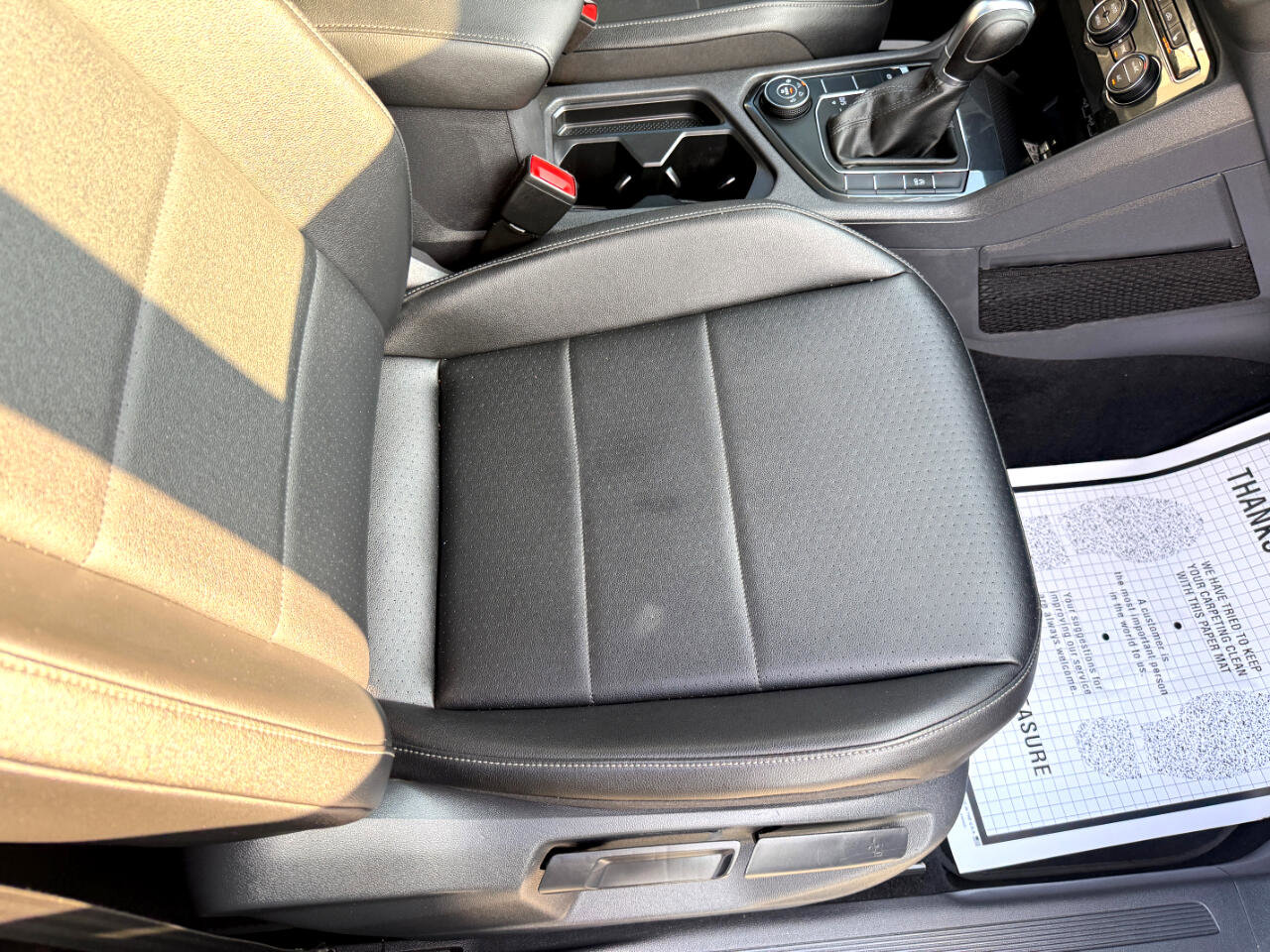 Used 2019 Volkswagen Tiguan SE w/ Panoramic Sunroof Package image 48