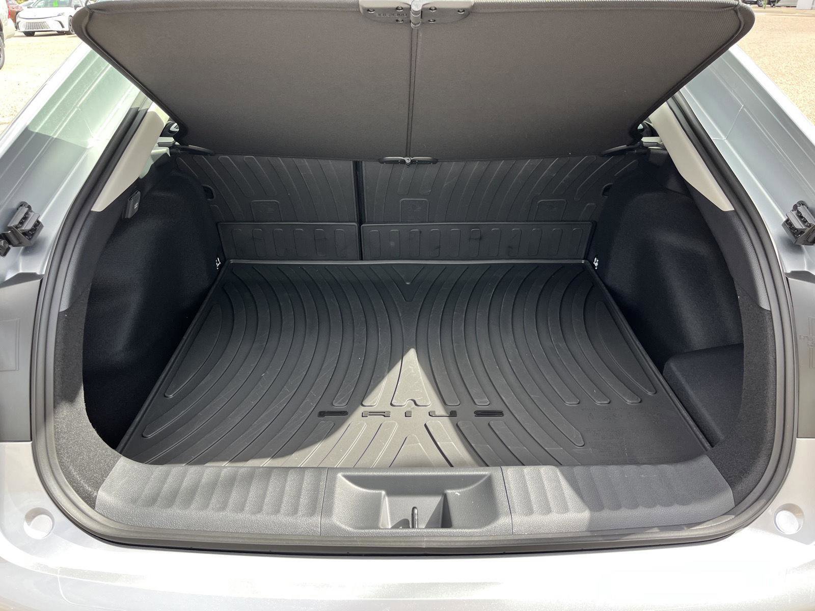 New 2026 Toyota Prius Plug-In Hybrid image 12