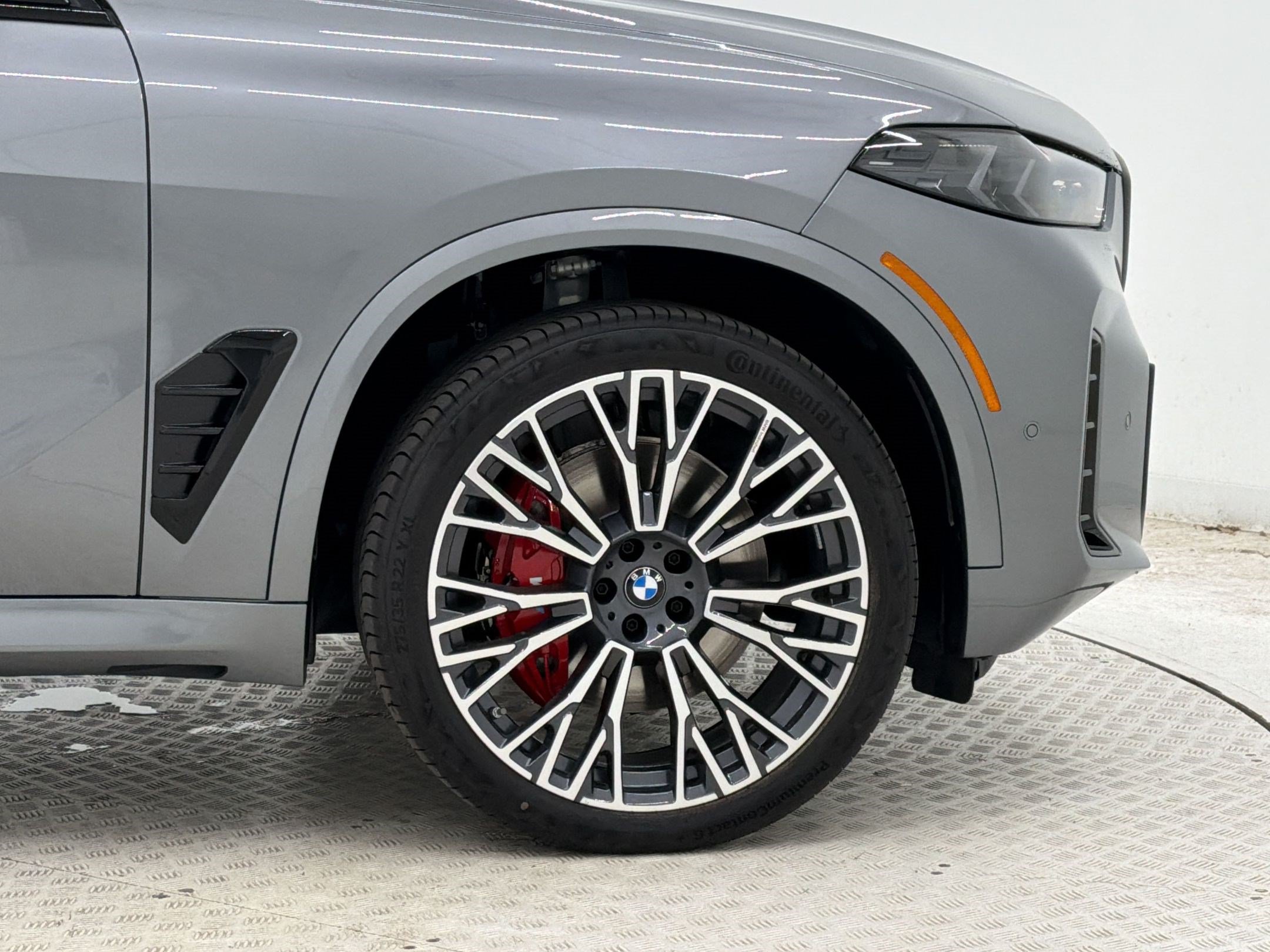 New 2026 BMW X5 xDrive40i w/ M Sport Package AWD/4WD image 12