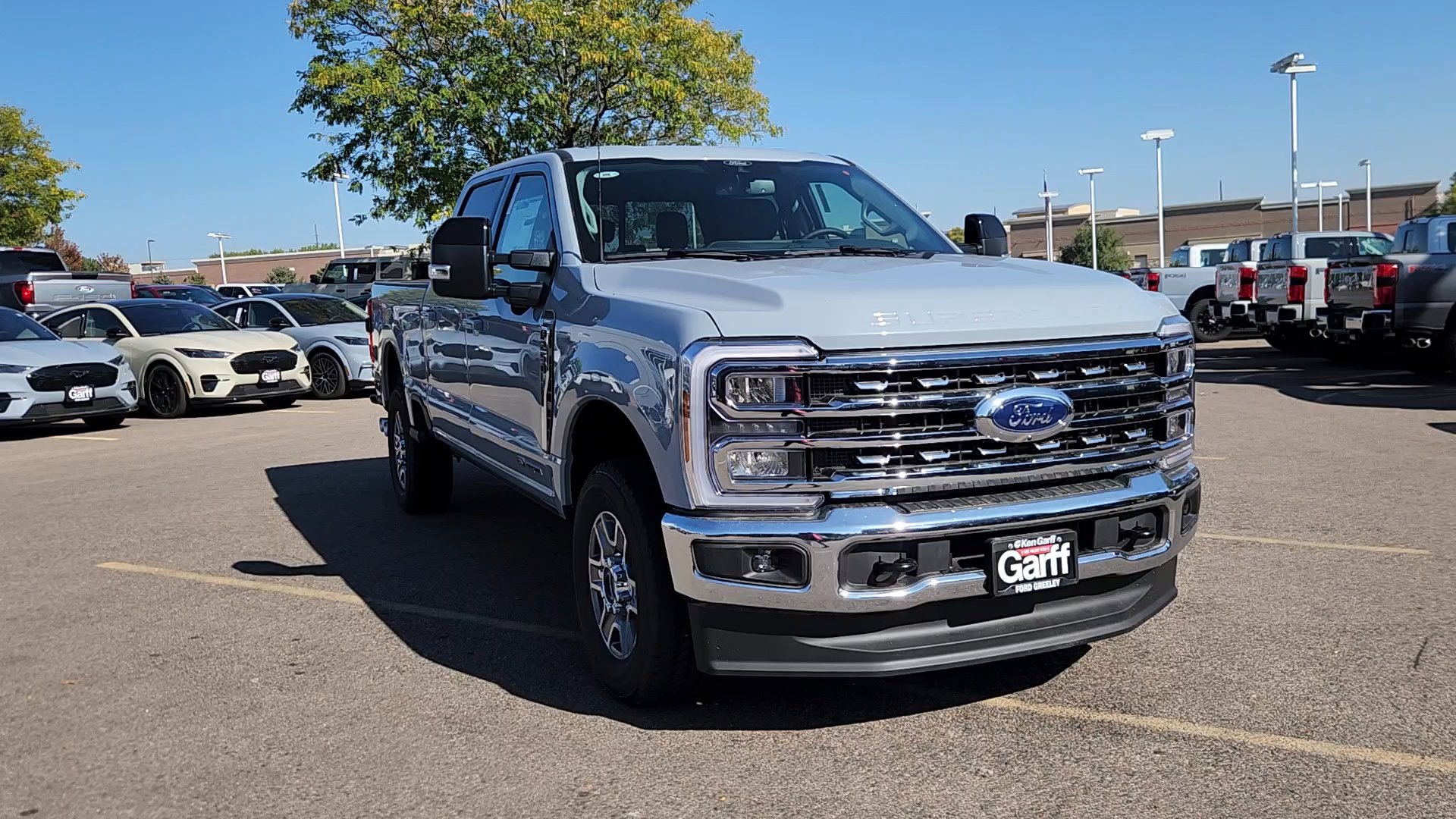 New 2026 Ford F250 Lariat w/ FX4 Off-Road Package image 4