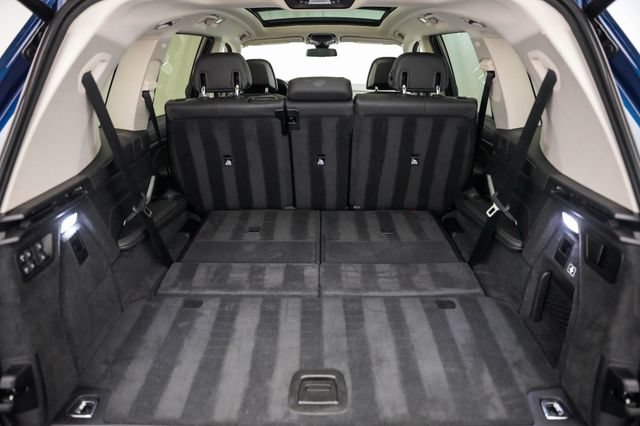 Used 2020 BMW X7 xDrive40i w/ Premium Package AWD/4WD image 43