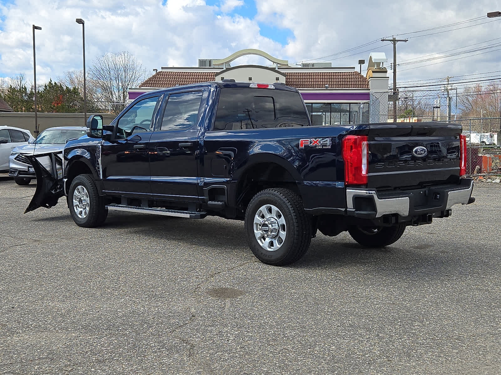 Used 2024 Ford F250 XLT w/ FX4 Off-Road Package AWD/4WD image 7