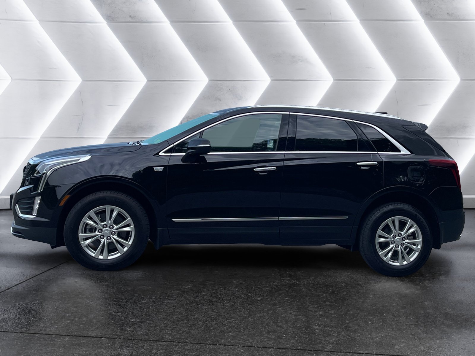 New 2026 Cadillac XT5 Luxury w/ LPO, Floor Liner Package AWD/4WD image 3