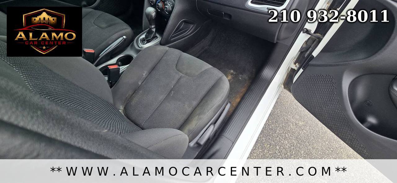 Used 2016 Dodge Dart SE w/ Convenience Group FWD image 15