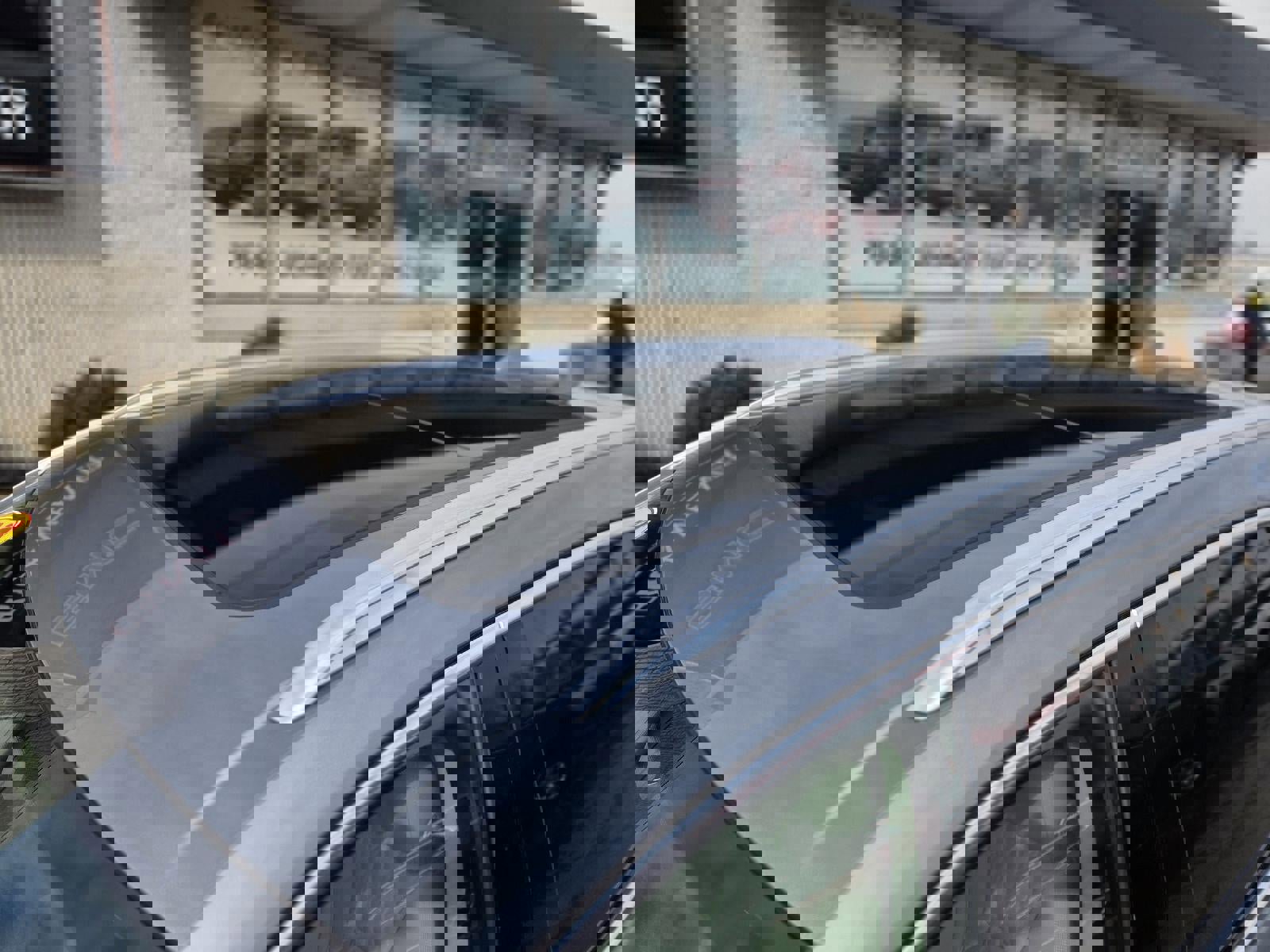 Certified 2023 Buick Envision Avenir image 18