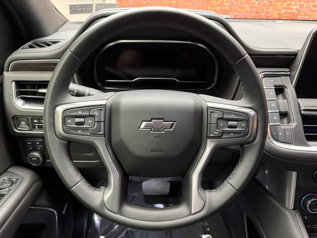 Used 2024 Chevrolet Tahoe Z71 AWD/4WD image 14