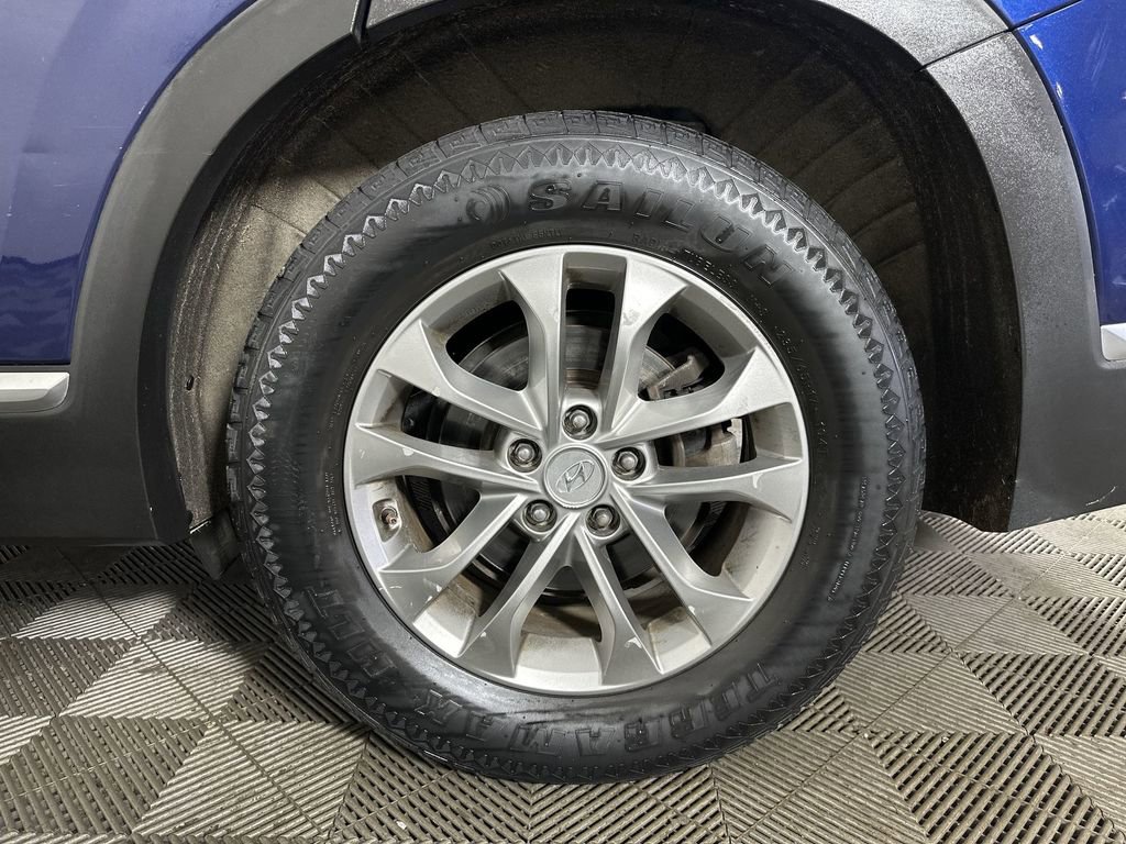 Used 2019 Hyundai Santa Fe SE image 31