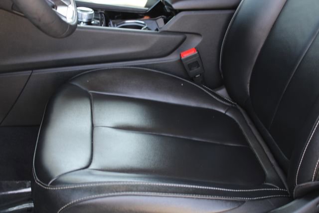 Used 2023 Jeep Grand Cherokee L Limited AWD/4WD image 32