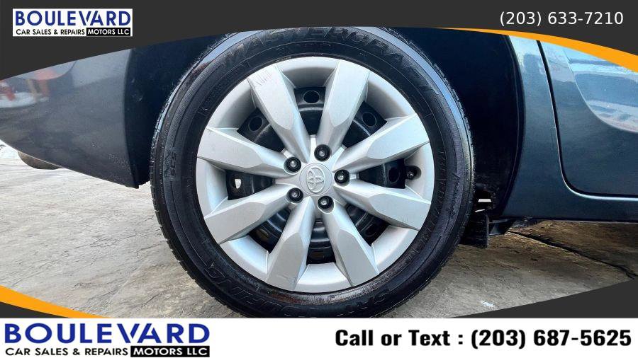 Used 2014 Toyota Corolla LE image 26