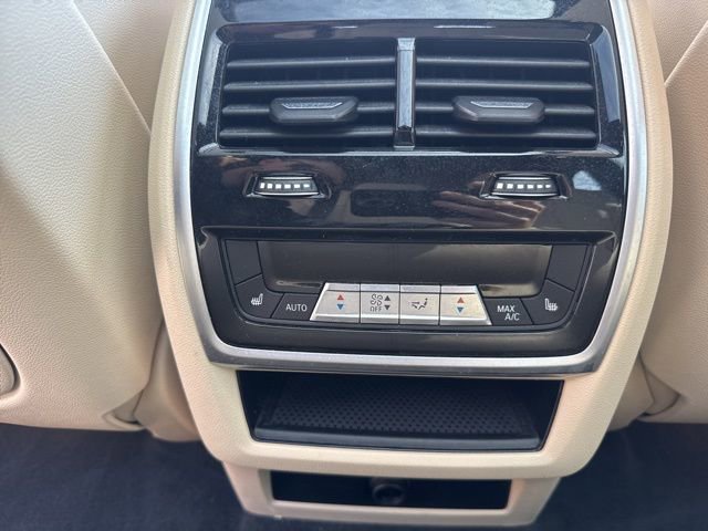 Used 2022 BMW X5 xDrive40i w/ Executive Package AWD/4WD image 34