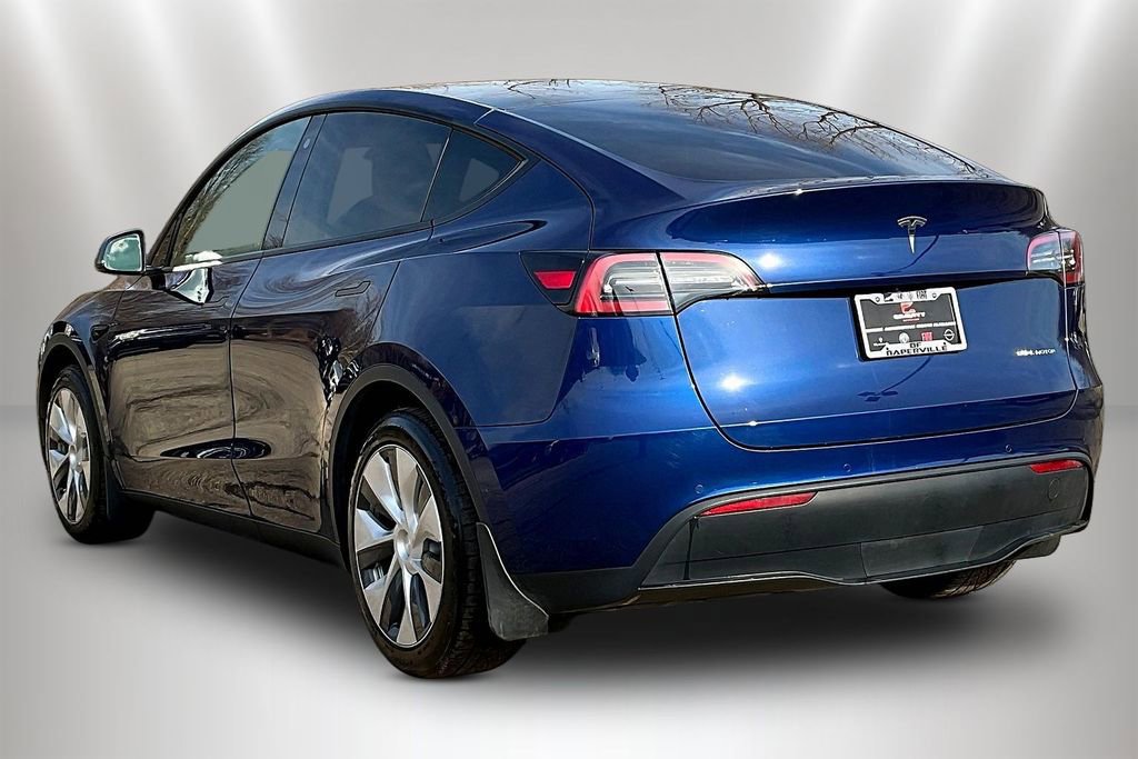 Used 2021 Tesla Model Y Long Range image 4