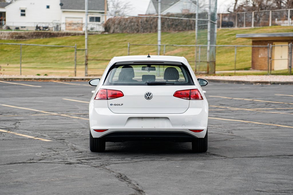 Used 2016 Volkswagen e-Golf SE w/ DC Fast Charging Package image 6