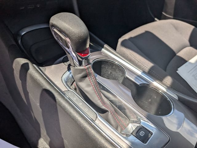 Used 2022 Chevrolet Malibu RS FWD image 21