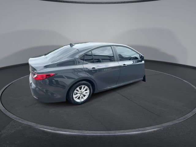 Used 2025 Toyota Camry LE FWD image 16