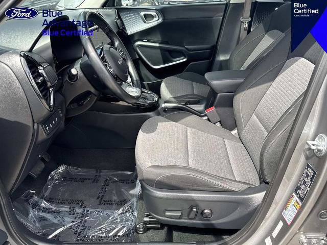 Used 2023 Kia Soul EX FWD image 25