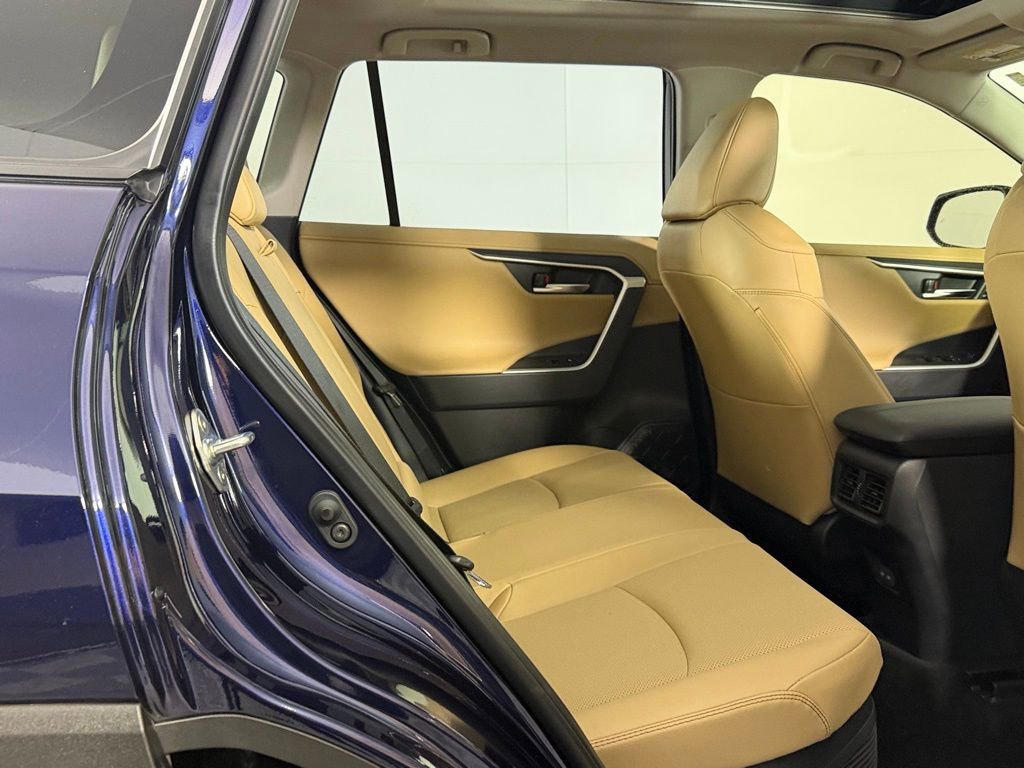 Used 2025 Toyota RAV4 Limited w/ Advanced Technology Package image 27