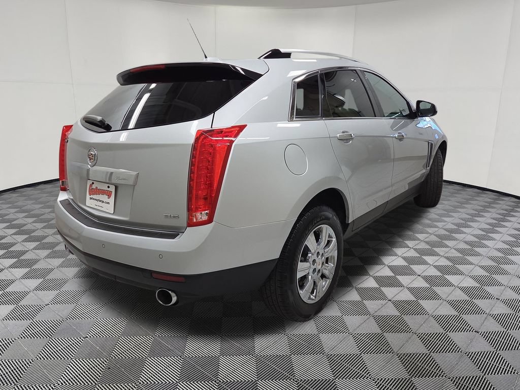 Used 2015 Cadillac SRX Luxury w/ Driver Awareness Package AWD/4WD image 4