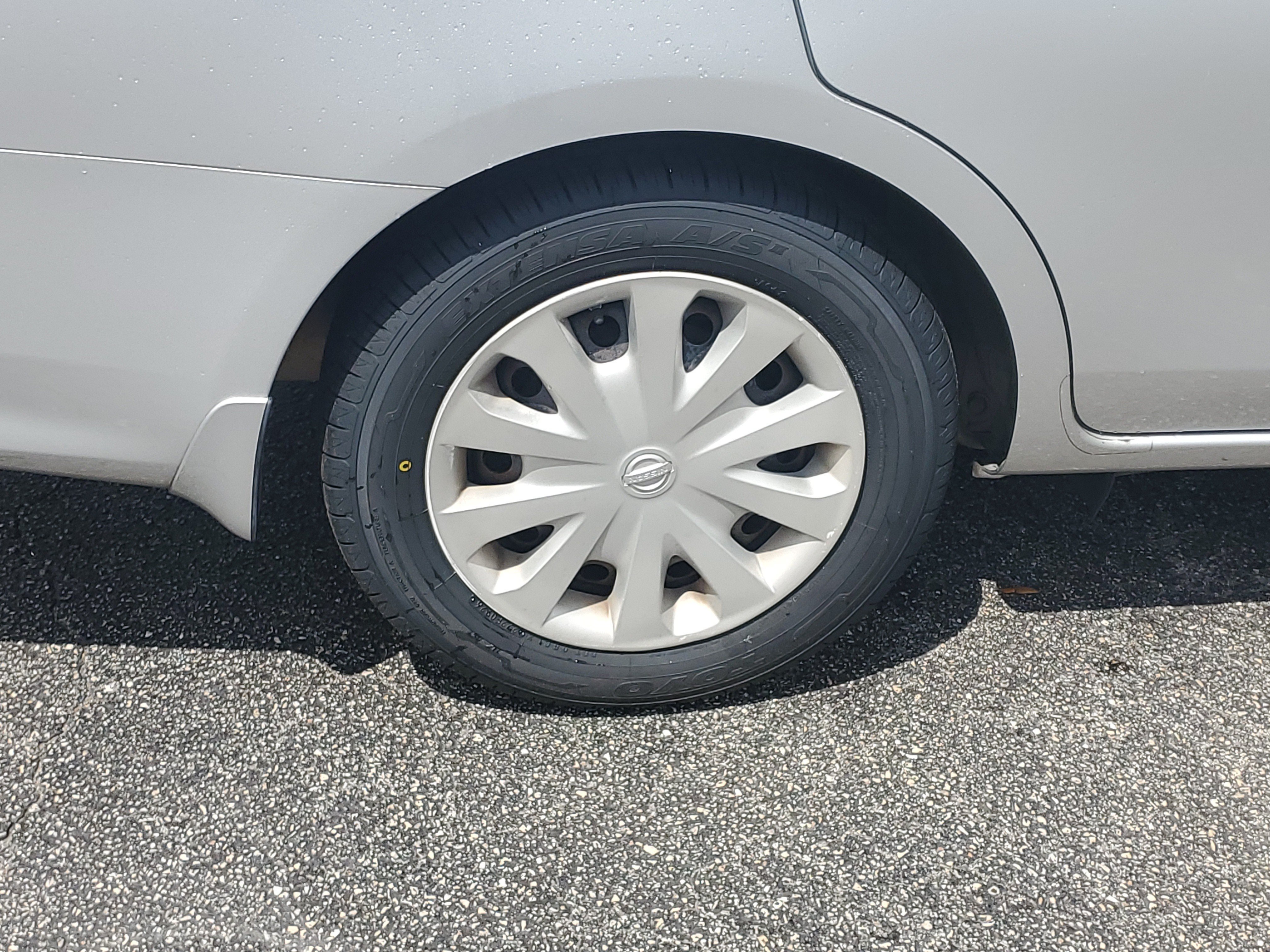 Used 2016 Nissan Versa S Plus FWD image 8
