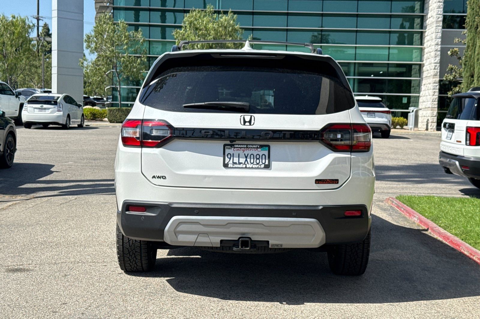 Used 2024 Honda Pilot TrailSport image 6