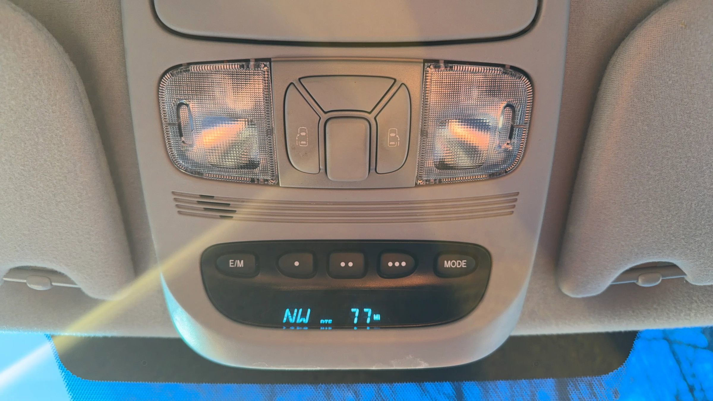 Used 2010 Toyota Sienna LE FWD image 29