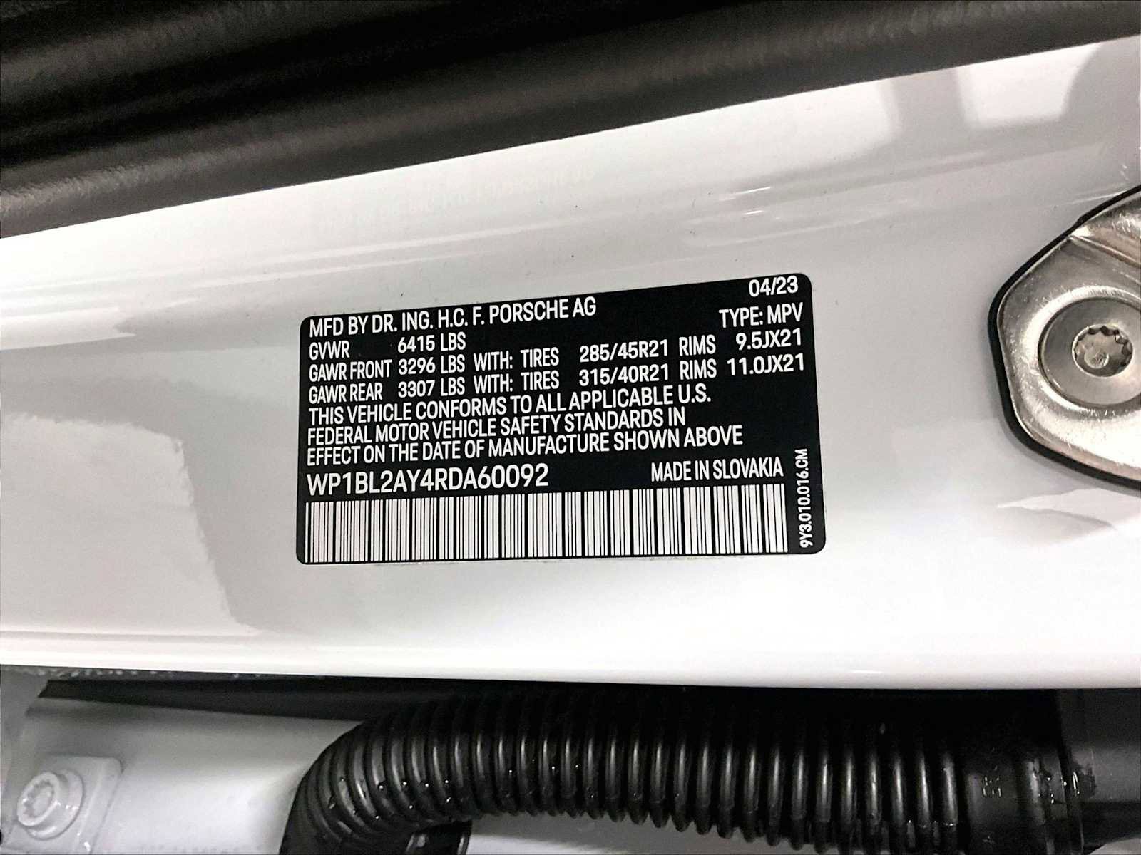 Used 2024 Porsche Cayenne S image 36