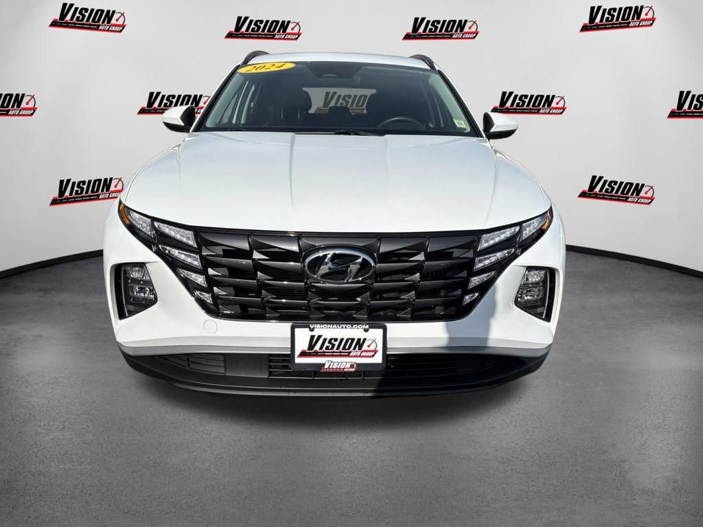 Used 2024 Hyundai Tucson Blue AWD/4WD image 2