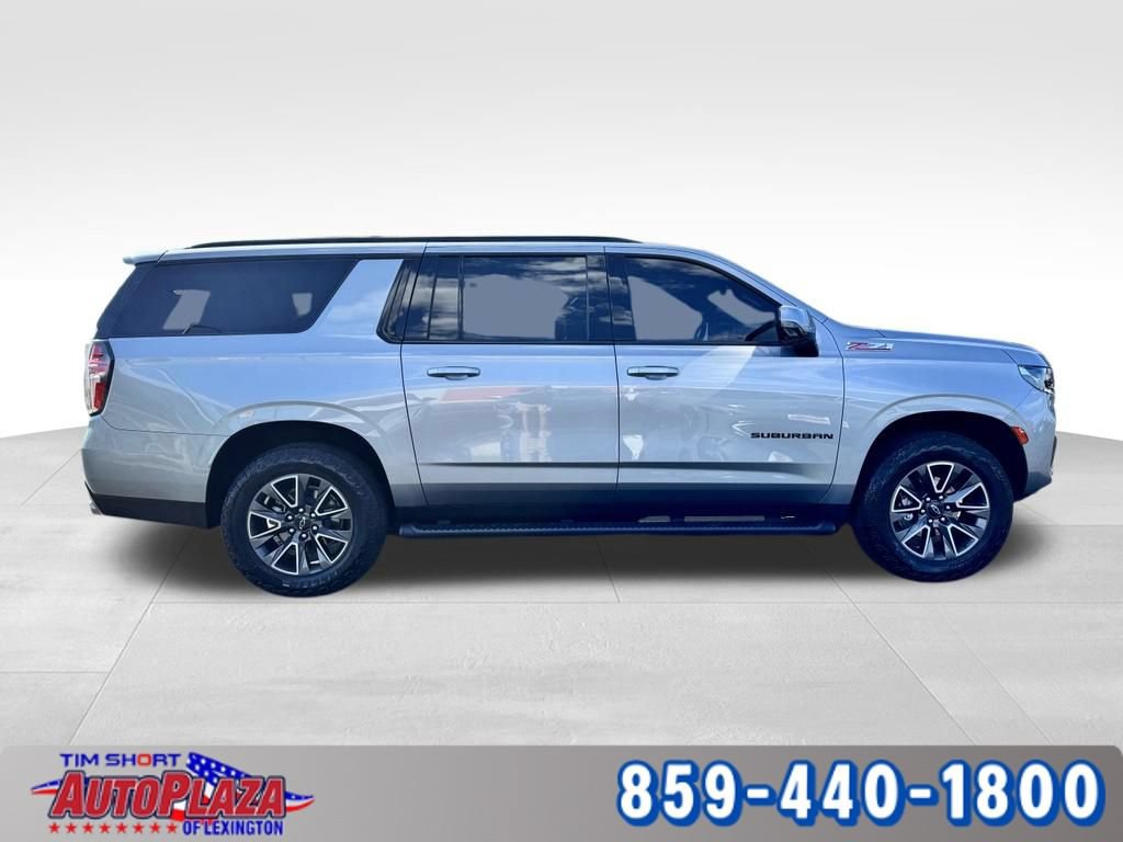 Used 2023 Chevrolet Suburban Z71 w/ Z71 Off-Road Package AWD/4WD image 9