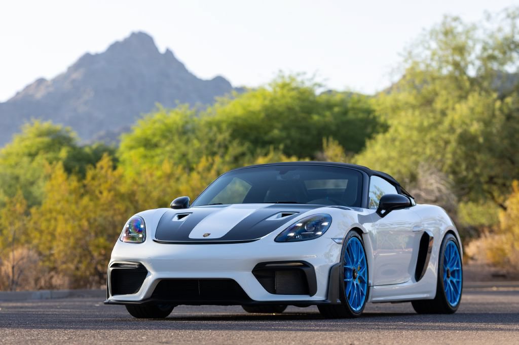 Used 2025 Porsche 718 Boxster Spyder RS w/ Weissach Package RWD image 37