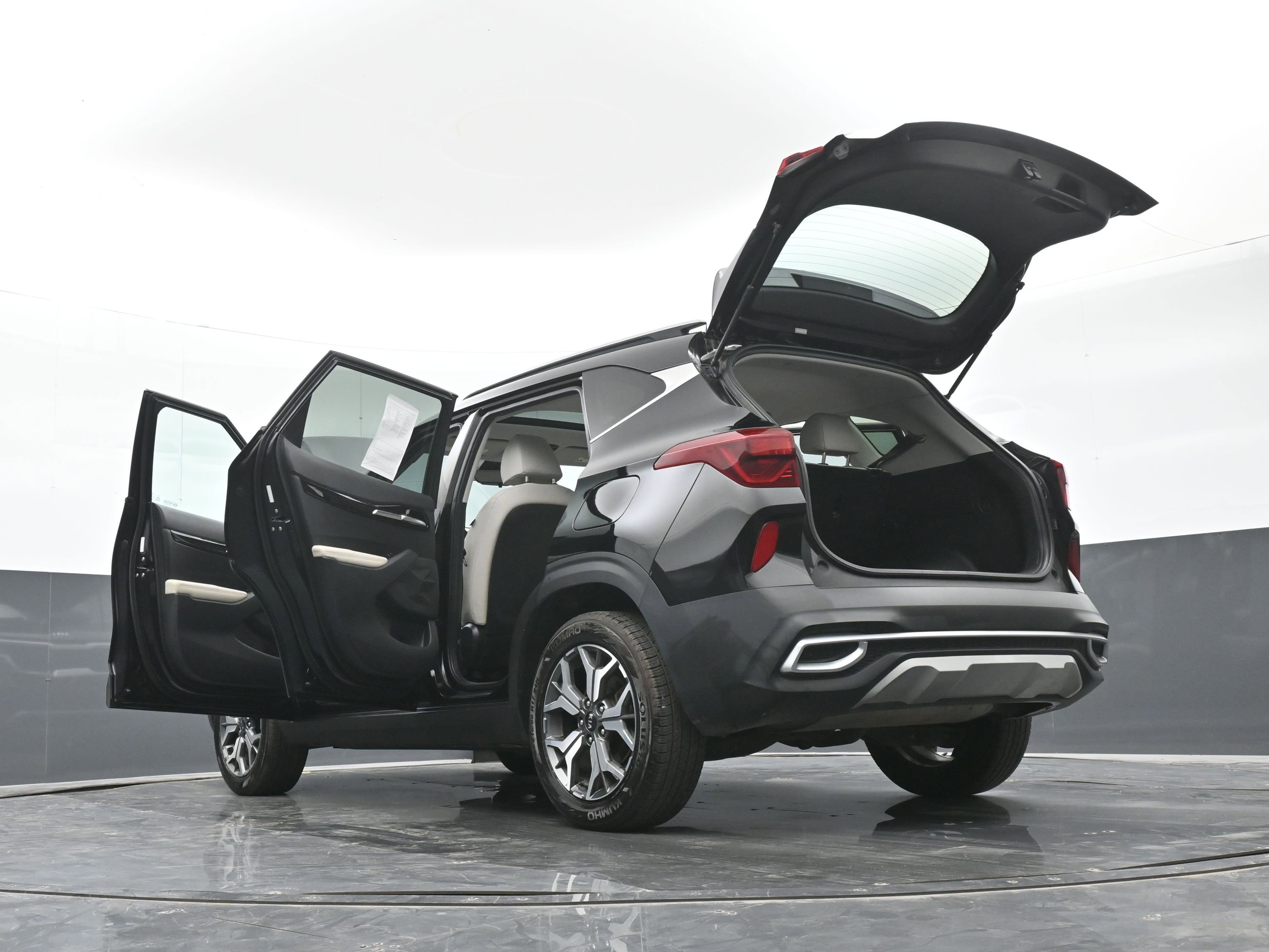 Used 2021 Kia Seltos EX AWD/4WD image 51
