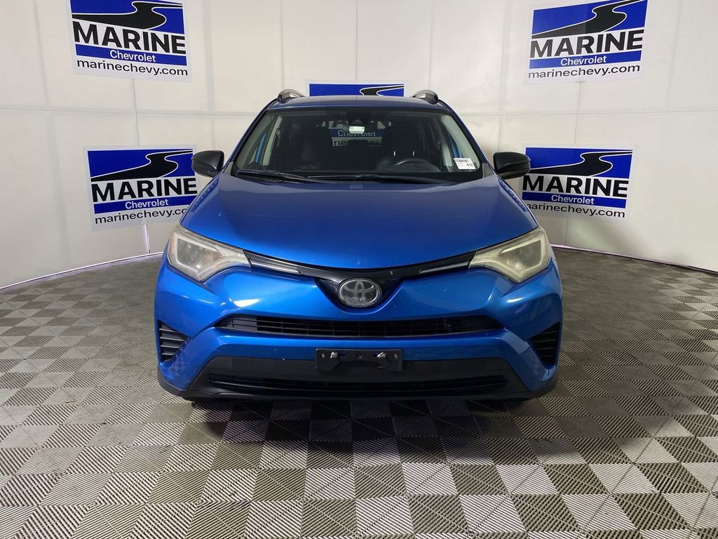 Used 2017 Toyota RAV4 LE FWD image 15