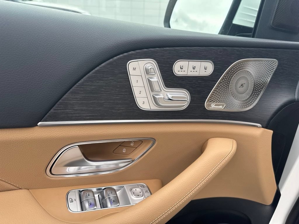 New 2026 Mercedes-Benz GLS 450 4MATIC image 12