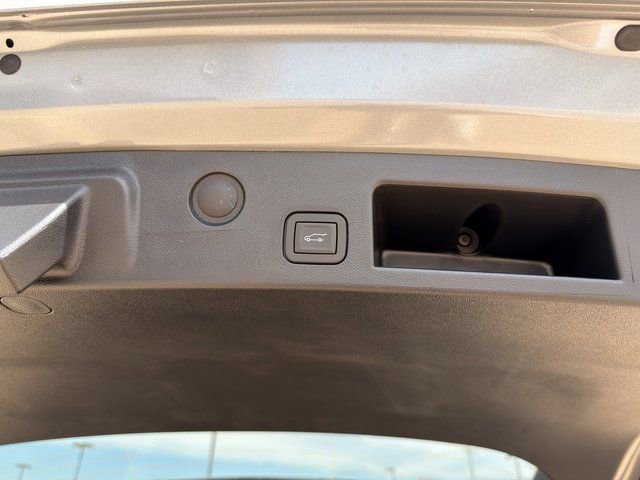 New 2026 GMC Terrain Elevation w/ Elevation Premium Package image 18