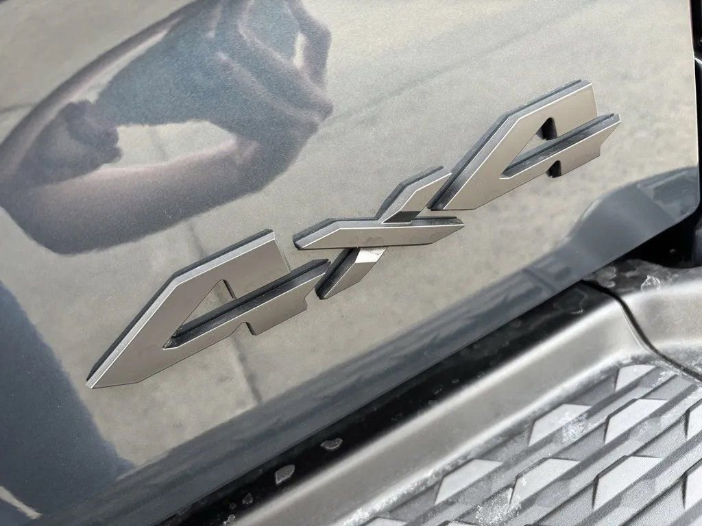New 2026 RAM 3500 Big Horn AWD/4WD image 13