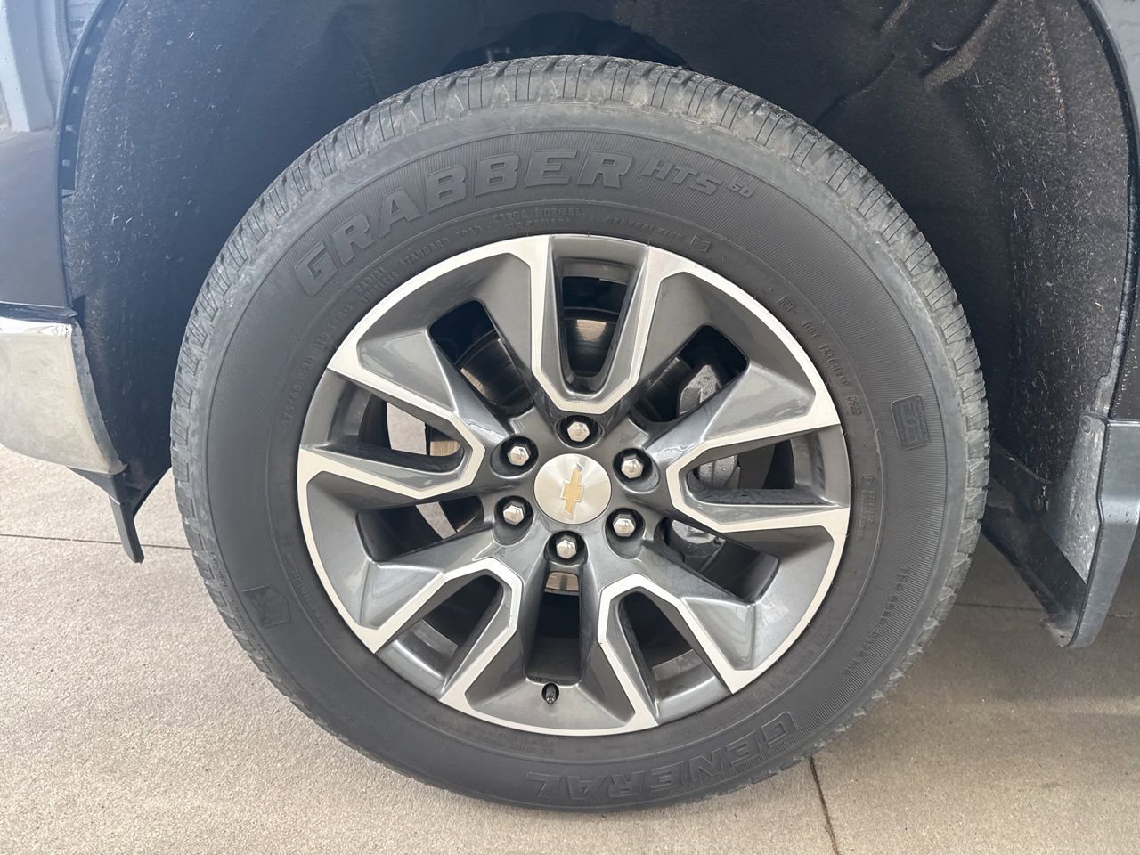 Used 2022 Chevrolet Silverado 1500 LT image 11